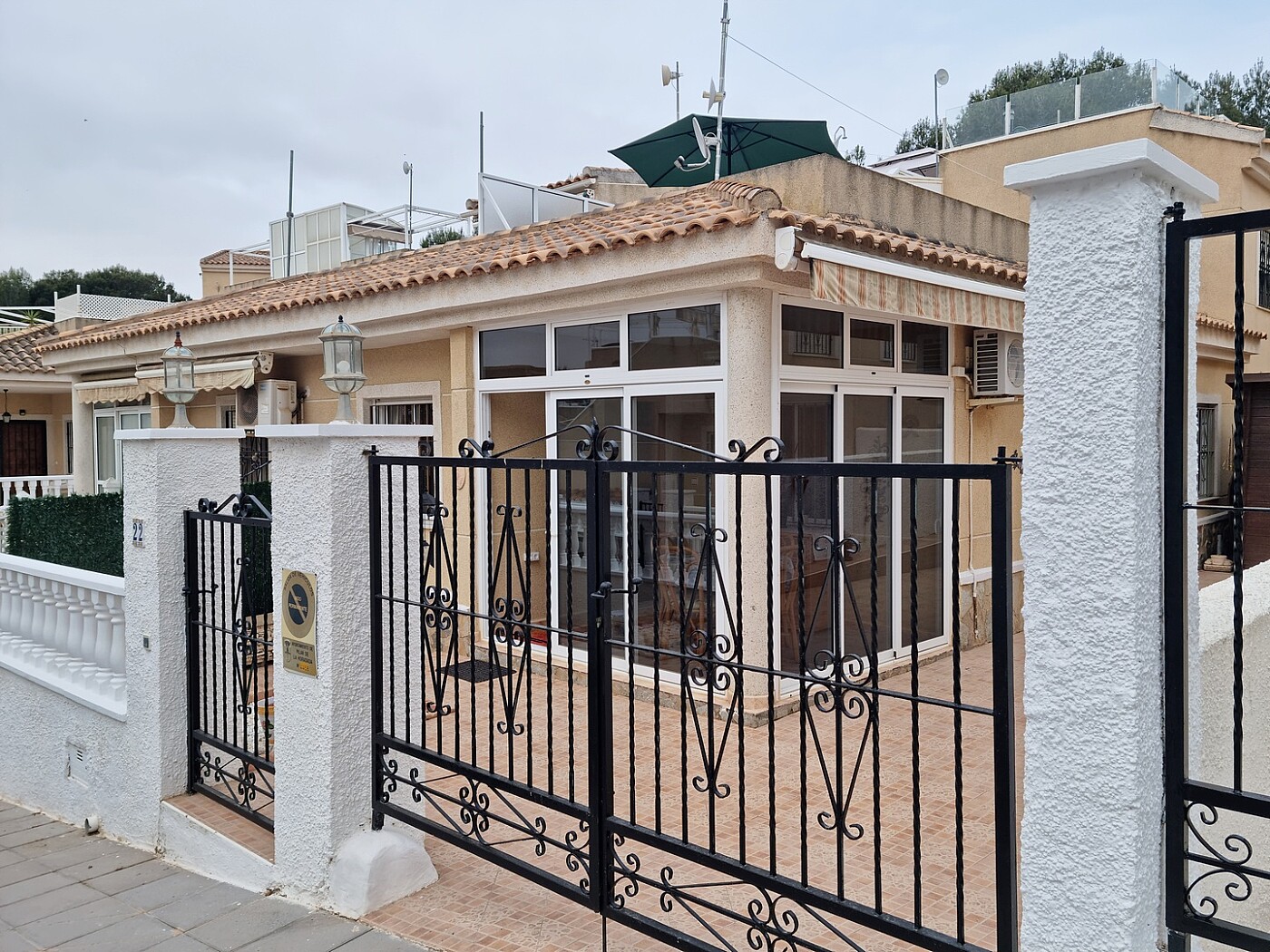 Semi detached villa in Pinar de Campoverde Oakwood properties