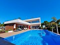 Detached villa in Pinar de Campoverde in Oakwood properties