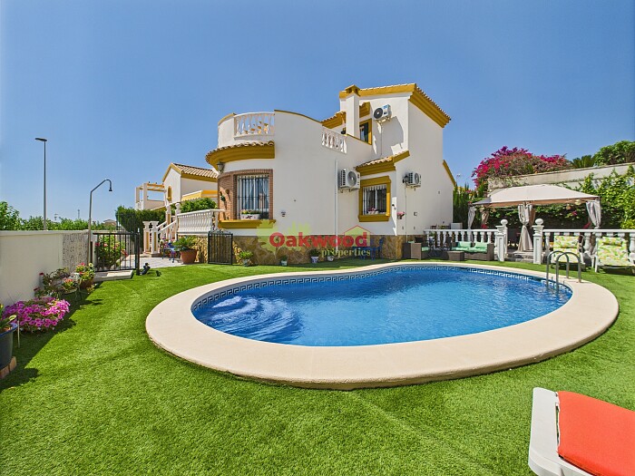 Detached Villa Pinar de Campoverde