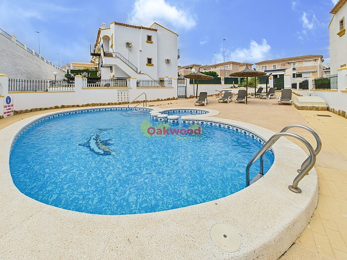 Appartement op de begane grond in Pinar de Campoverde