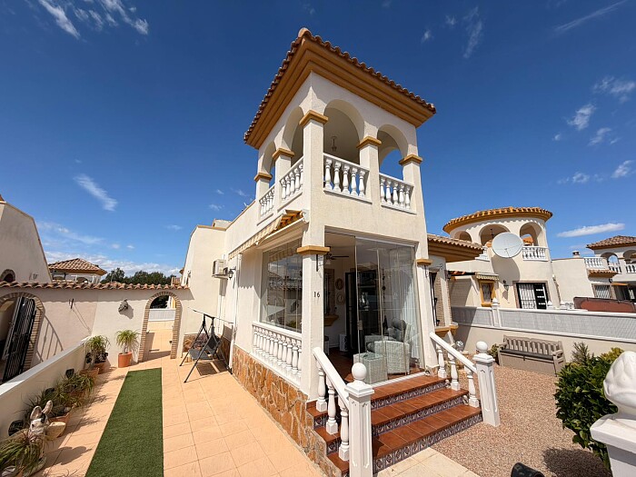 Detached Villa Pinar de Campoverde