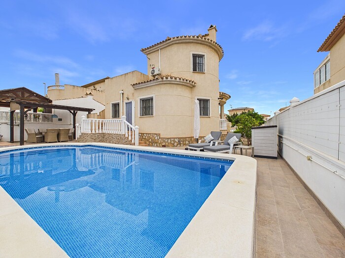 Detached Villa Pinar de Campoverde