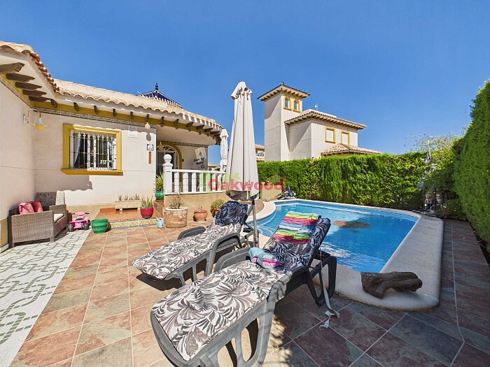 Detached Villa Villamartin