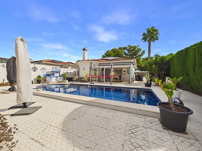Detached Villa Pinar de Campoverde