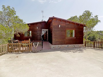Wooden house in Costa Blanca South, Pinar de la Perdiz